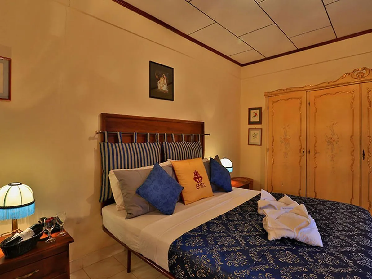 Emel Boutique Hotell Negombo