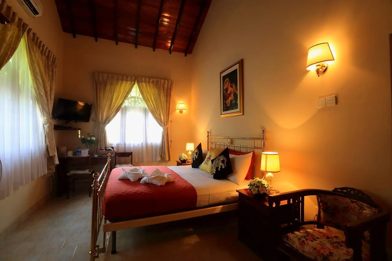 Emel Boutique Hotell Negombo