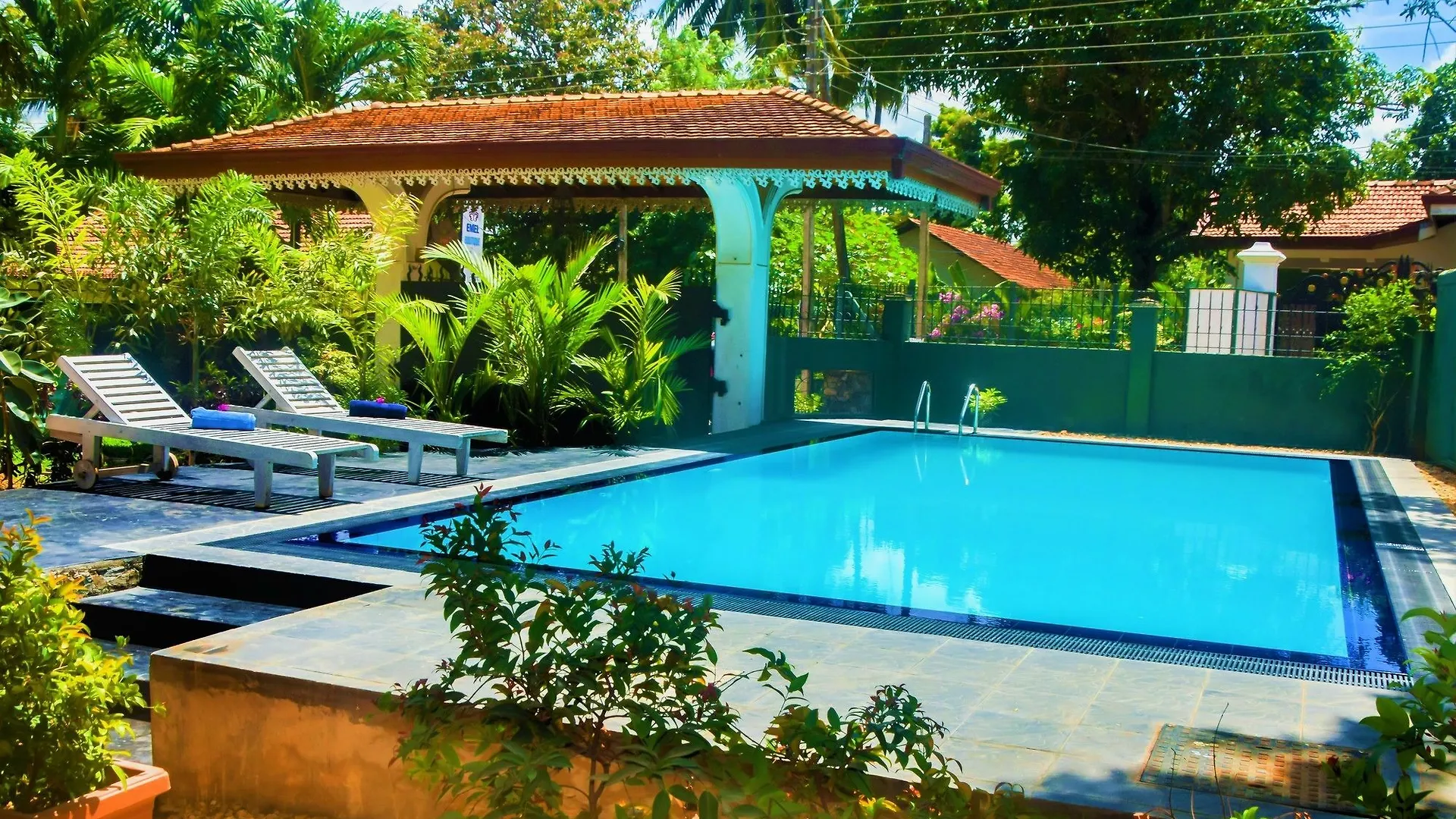 Emel Boutique Hotell Negombo