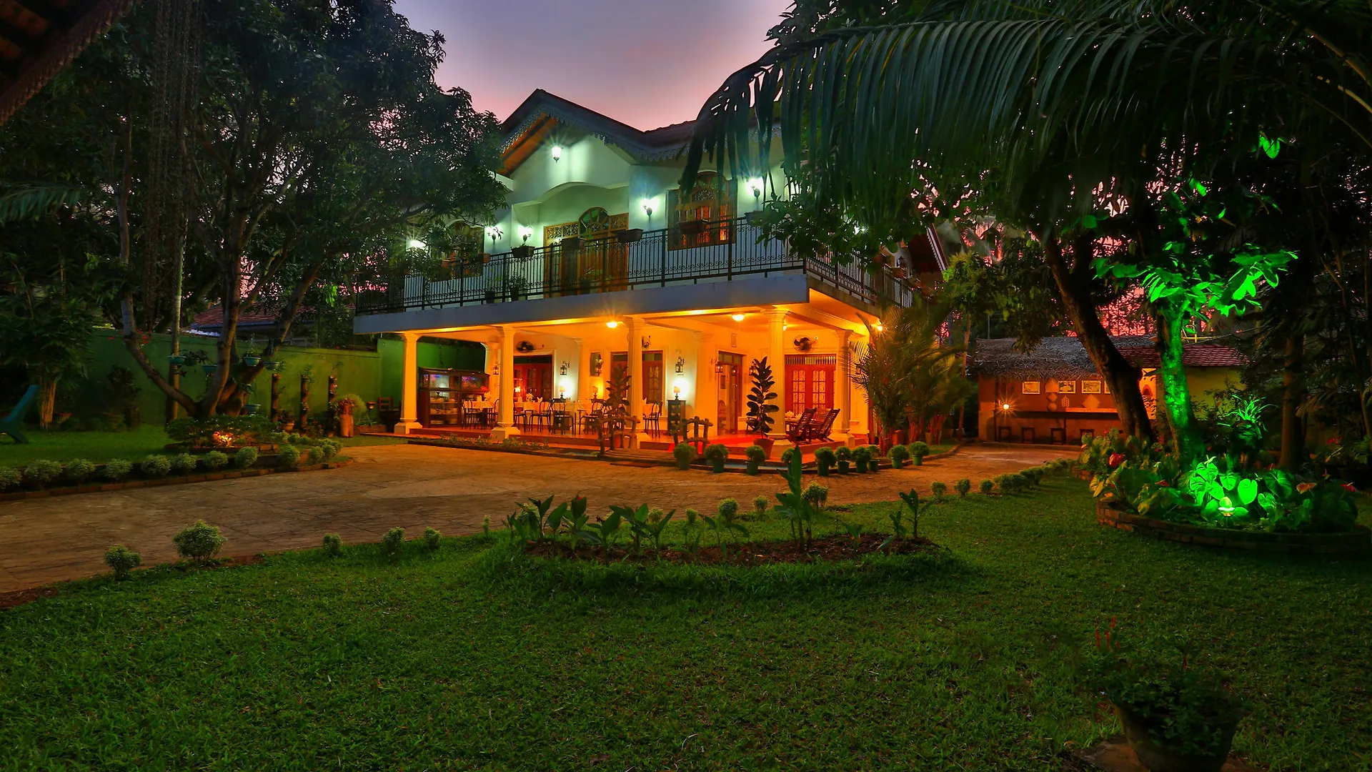 Emel Boutique Hotell Negombo